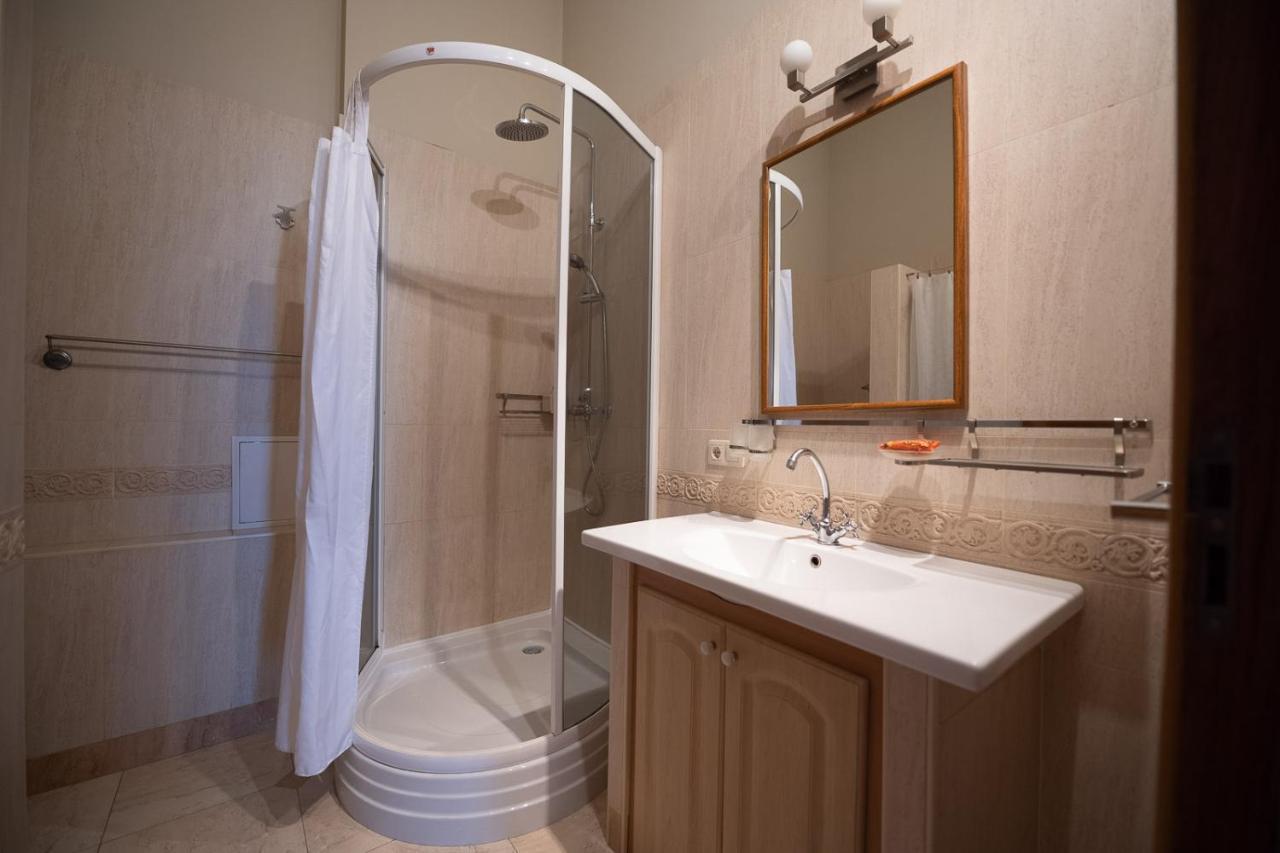 Great 144 Sq.M. Apartment In The Center Of Κίεβο Εξωτερικό φωτογραφία