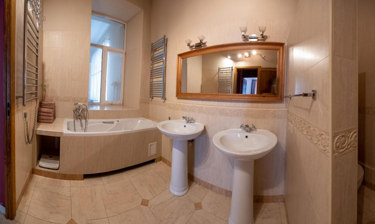 Great 144 Sq.M. Apartment In The Center Of Κίεβο Εξωτερικό φωτογραφία
