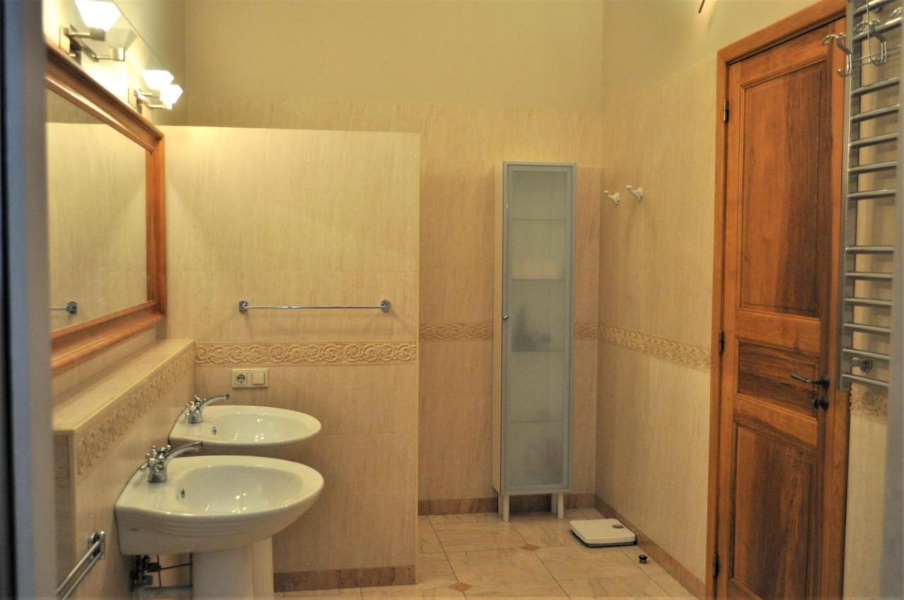 Great 144 Sq.M. Apartment In The Center Of Κίεβο Εξωτερικό φωτογραφία